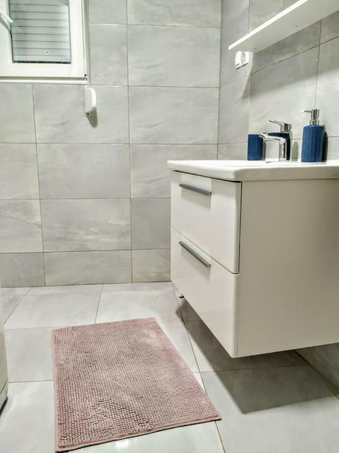 Studio Apartman Violeta II - 50M From The Beach 特罗吉尔 外观 照片